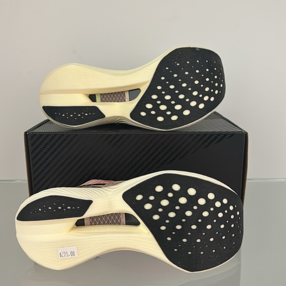 Saucony Endorphin Elite - Picture 4 of 4